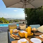 Casa Andorinha With Private Pool & Coastal Views Vila