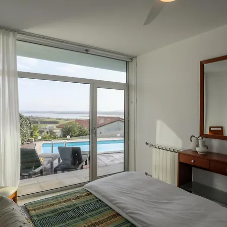 Casa Andorinha With Private Pool & Coastal Views 빌라