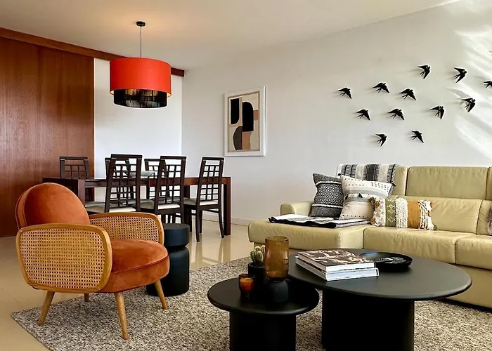 Casa Andorinha With Private Pool & Coastal Views *