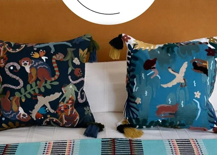 Casa Andorinha With Private Pool & Coastal Views *