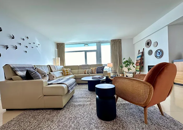 Casa Andorinha With Private Pool & Coastal Views *