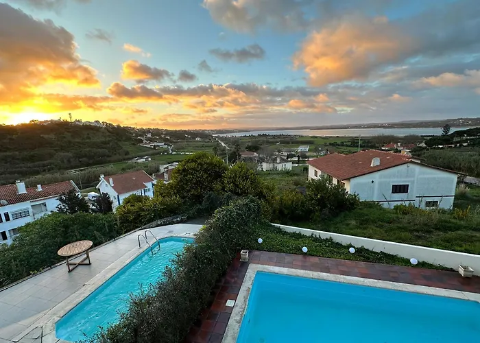Villa Casa Andorinha With Private Pool & Coastal Views Foz do Arelho