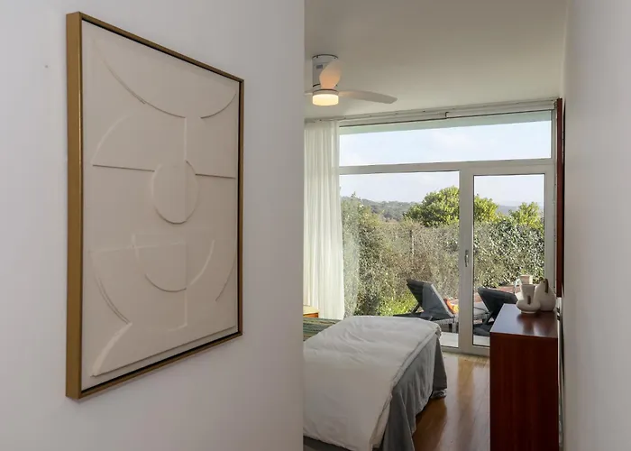 Villa Casa Andorinha With Private Pool & Coastal Views